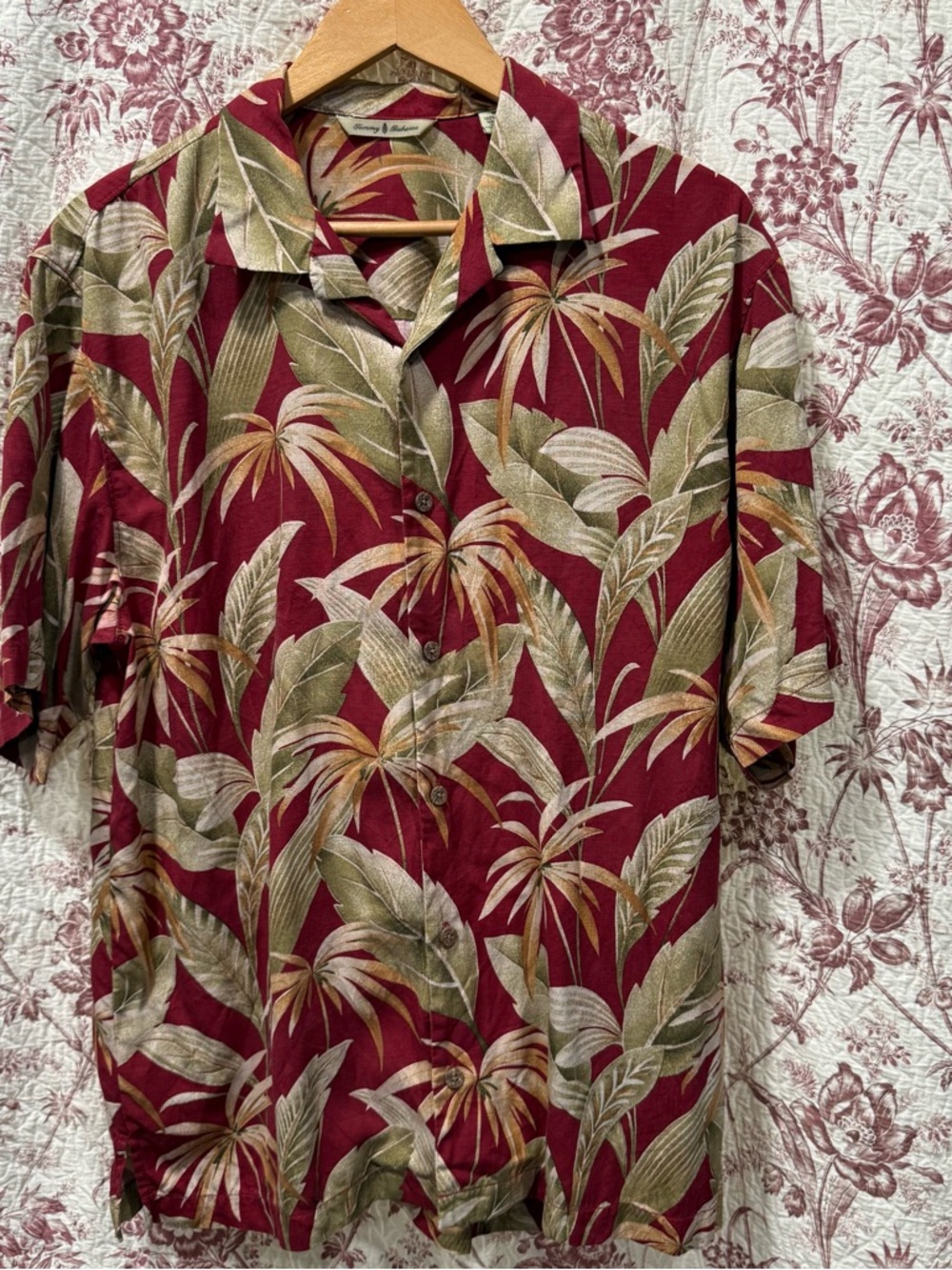 Tommy Bahama Silk Hawaiian Shirt Red Floral Men’s M